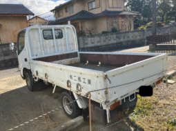 TOYOTA  DYNA  FLATBODY  TRUCK  2002