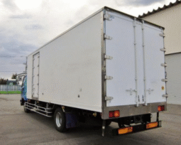 MITSUBISHI  FUSO  FIGHTER  2004