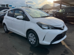 TOYOTA   Vitz   2014