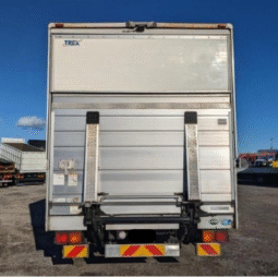 NISSAN  CONDOR  WINGBODY  TRUCK  2011