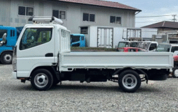MITSUBISHI  CANTER  GUTS  2006