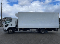 ISUZU  FORWARD  2014