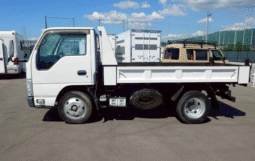 ISUZU  ELF  2013