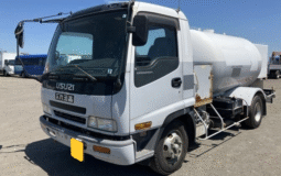 ISUZU  FORWARD  2005