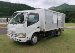 TOYOTA  DYNA  2010