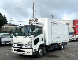 ISUZU  FORWARD  2018