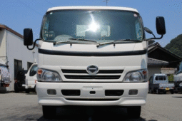 HINO  DUTRO  2011