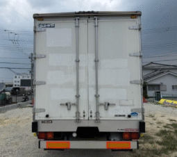 MITSUBISHI  FUSO  FIGHTER  2010