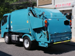 MITSUBISHI  FUSO  CANTER  2010