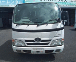 TOYOTA  DYNA  2010