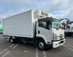 ISUZU  FORWARD  2018