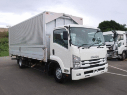 ISUZU  FORWARD  2009