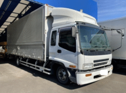 ISUZU  FORWARD  2005