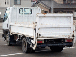 MITSUBISHI  CANTER  GUTS  2001