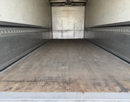 MITSUBISHI  FUSO  FIGHTER  2010