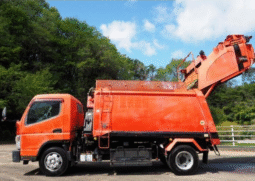 MITSUBISHI  CANTER  2012