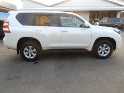 TOYOTA  LAND  CRUISER  PRADO  2017