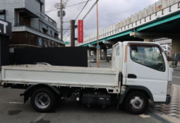 MITSUBISHI  FUSO  CANTER  2015