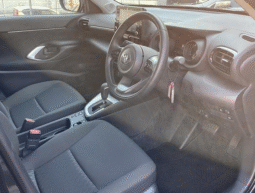 TOYOTA  YARIS  CROSS  2022