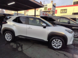 TOYOTA  YARIS  CROSS  2022