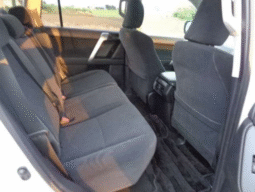 TOYOTA  LAND  CRUISER  PRADO  2018