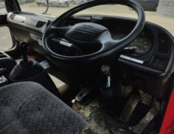 ISUZU  FORWARD  2002