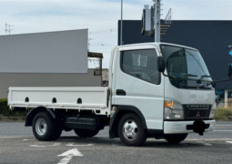 MITSUBISHI  CANTER  GUTS  2004