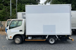 TOYOTA  DYNA  2015
