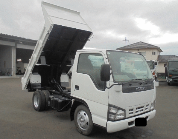 
								ISUZU  ELF  2005 full									