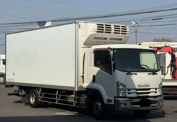 ISUZU  FORWARD  2015