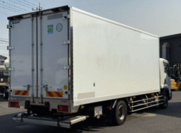 ISUZU  FORWARD  2015