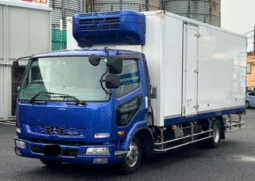 MITSUBISHI  FUSO  FIGHTER  2015