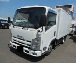 ISUZU  ELF  2013