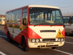 MITSUBISHI  FUSO  ROSA  2005