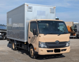 HINO  DUTRO  BOXBODY  TRUCK  2017
