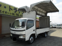 TOYOTA  DYNA  2004