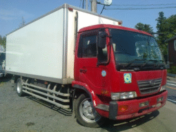 NISSAN  CONDOR  2003