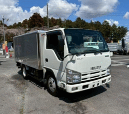 ISUZU  ELF  2013