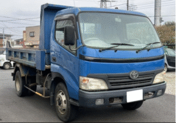 TOYOTA  DYNA  2009