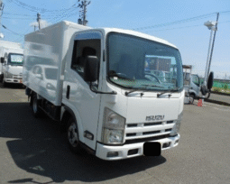 ISUZU  ELF  2013