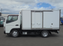 MITSUBISHI  CANTER  2011