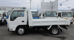 ISUZU  ELF  2012