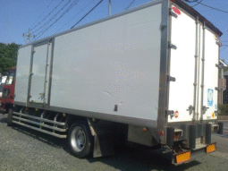 NISSAN  CONDOR  2003