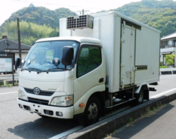 TOYOTA  DYNA  2012