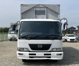 NISSAN  CONDOR  2011