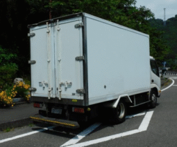 TOYOTA  DYNA  2012