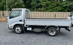 TOYOTA  DYNA  2013