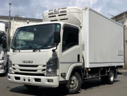 ISUZU  ELF  2020