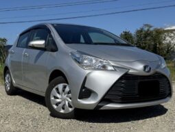TOYOTA  VITZ  2017
