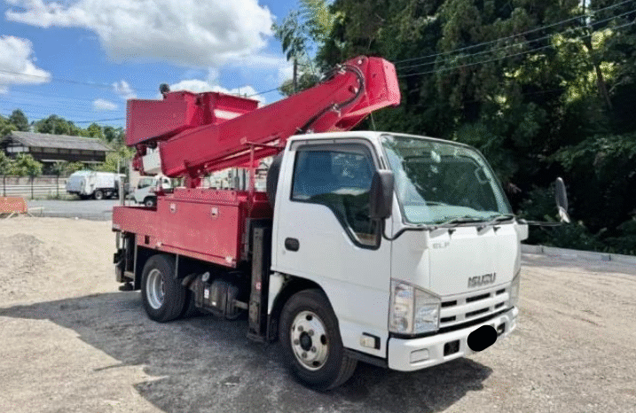 
								ISUZU  ELF  2014 full									